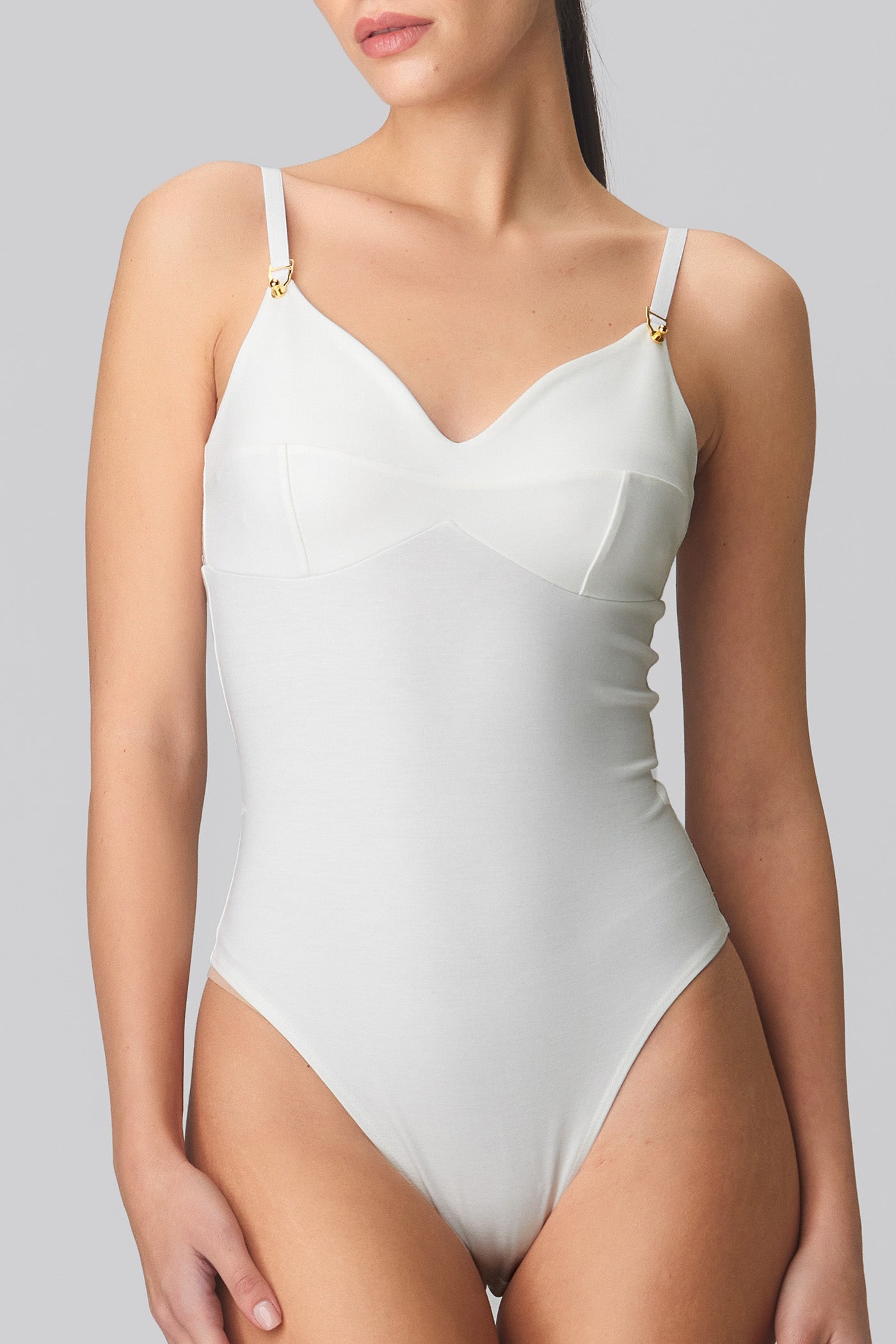 Body alb elastic cu bretele Skin