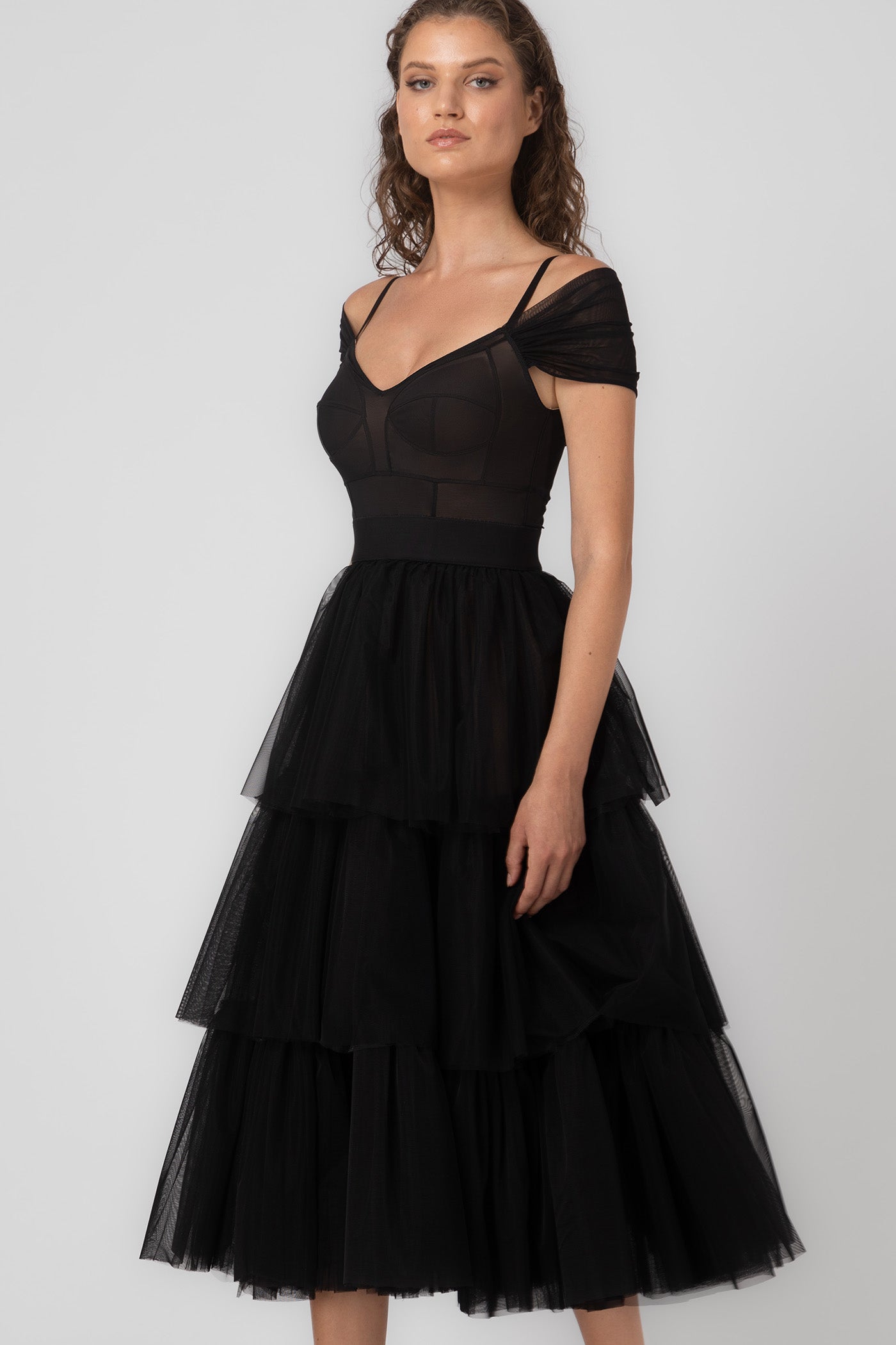 Rochie midi neagra din tul Sculpt Ruffle
