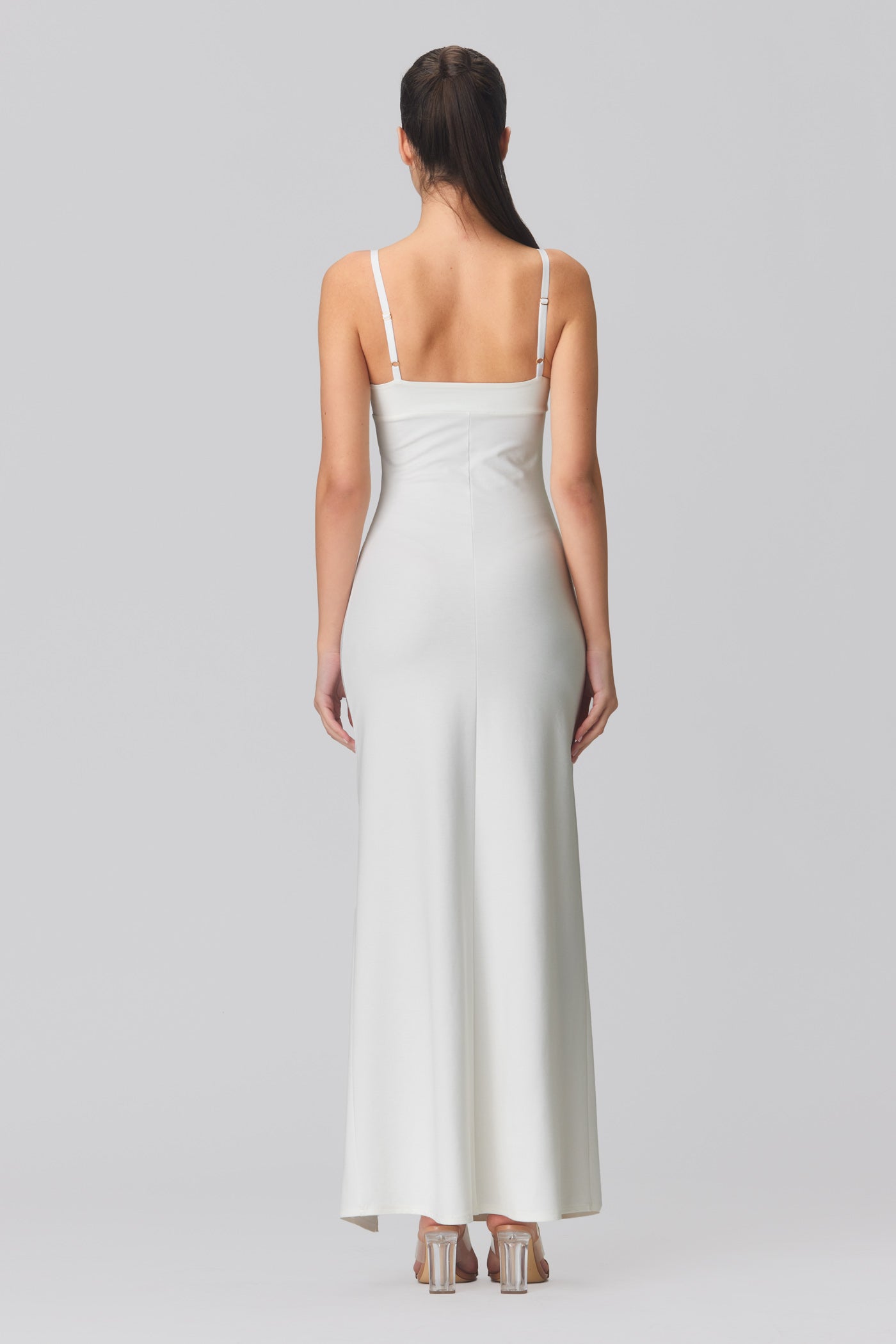 Rochie lunga alba cu bretele Skin