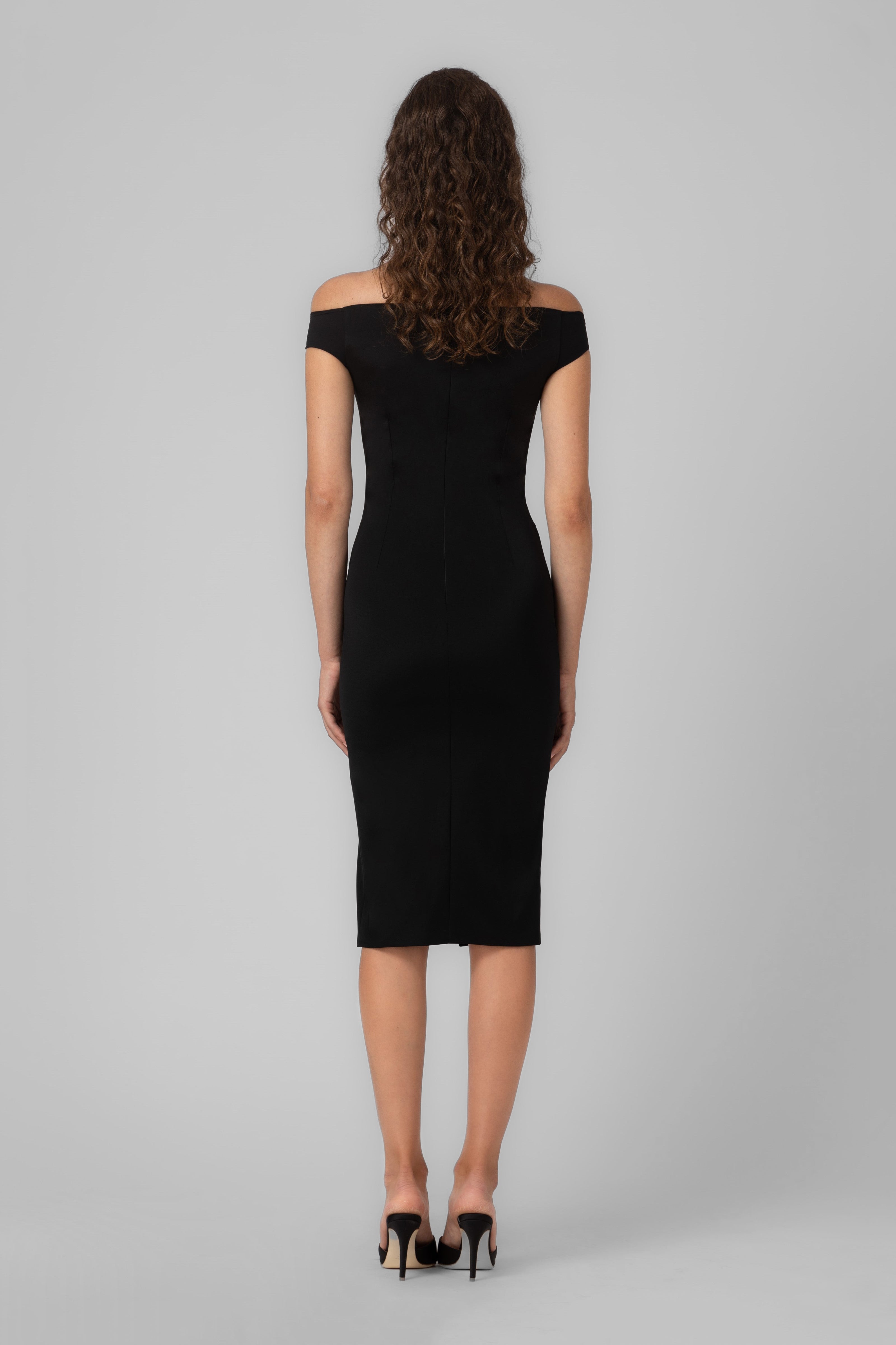 Rochie neagra midi cu crapatura Ivy