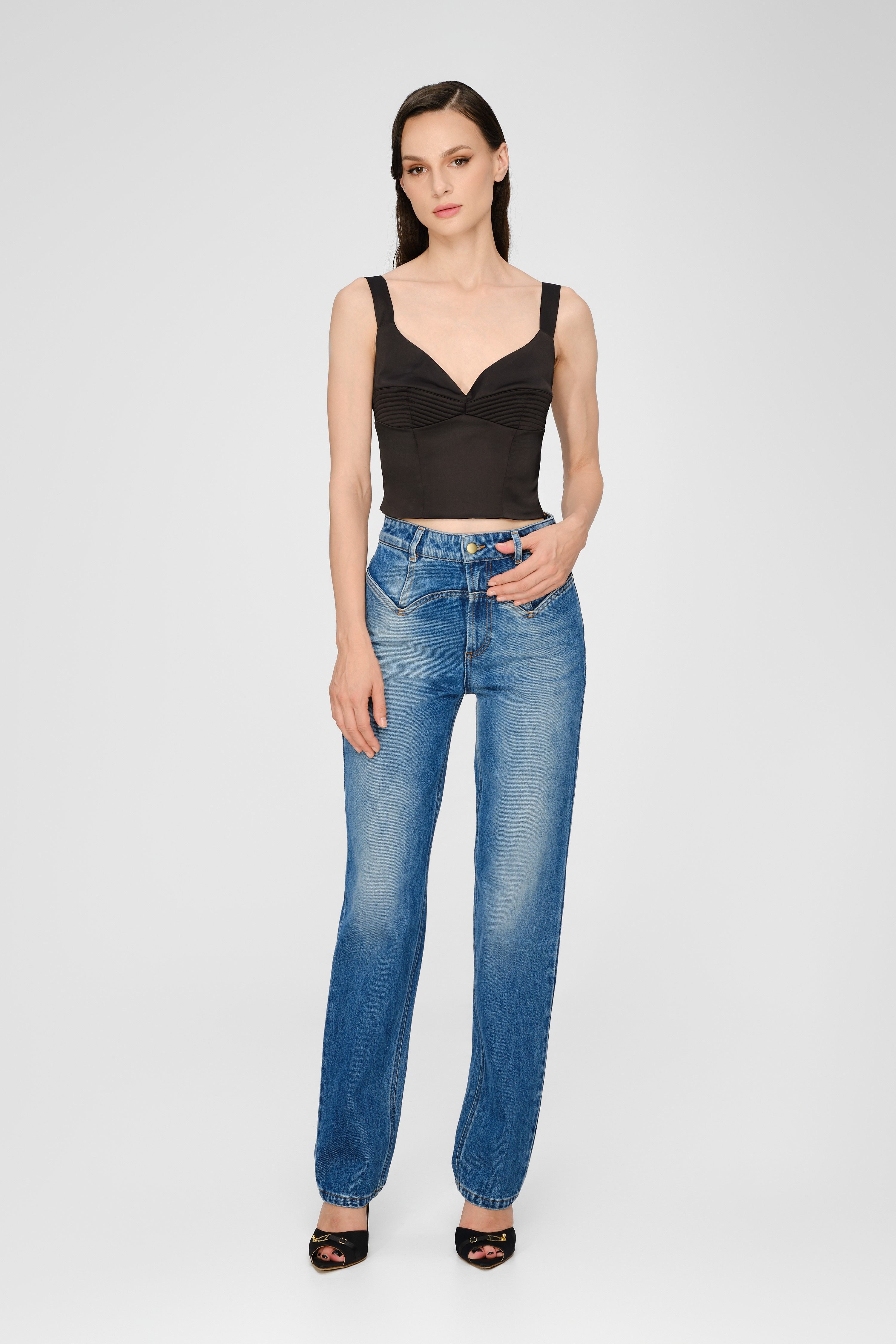 Outline Jeans