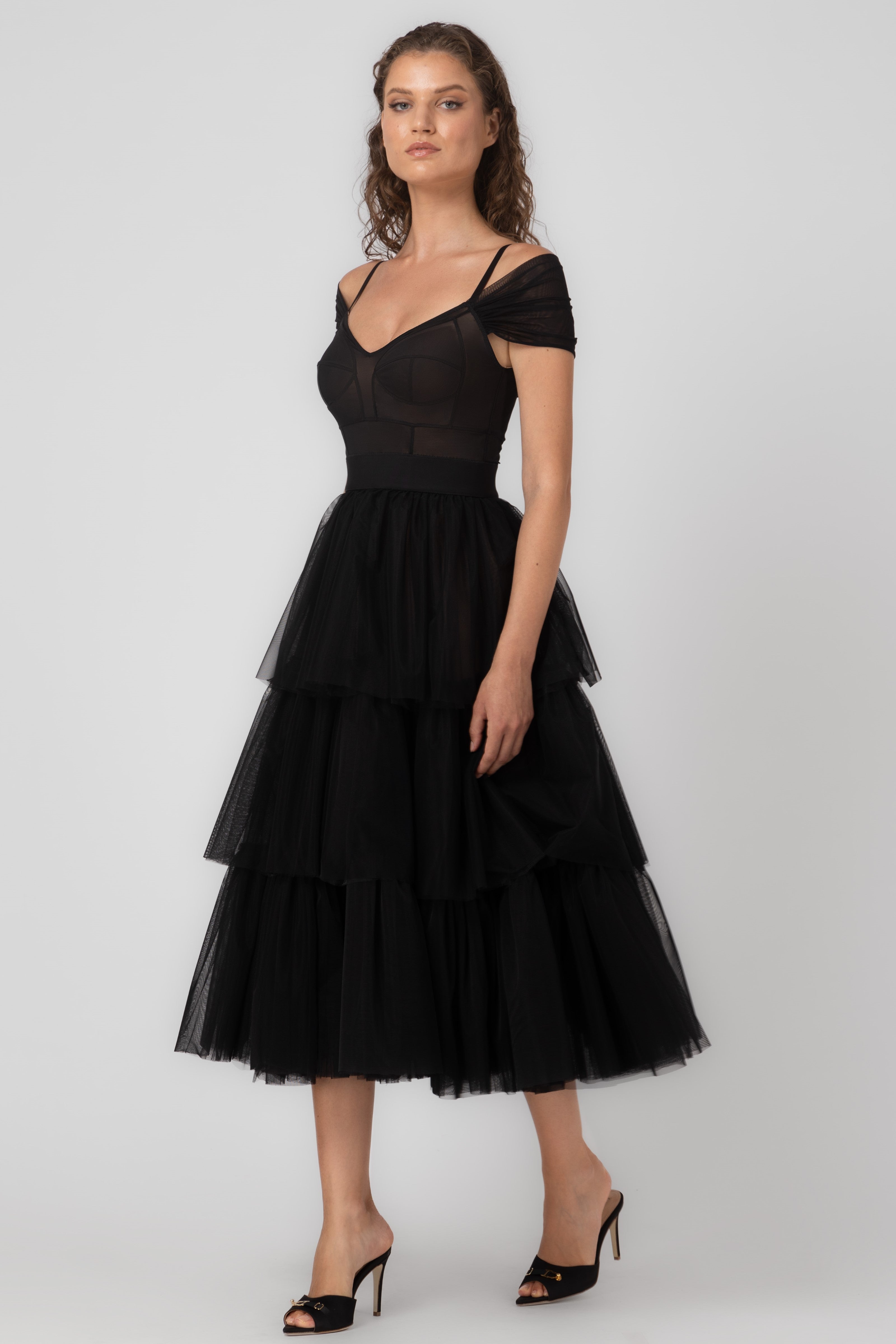 Sculpt Ruffle Dress Black