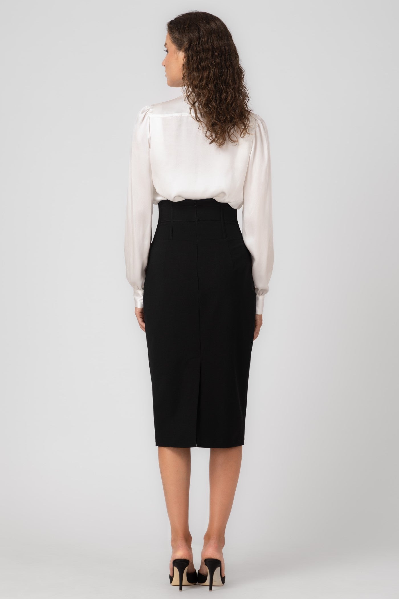 Fusta midi neagra cu talie inalta Tomboy