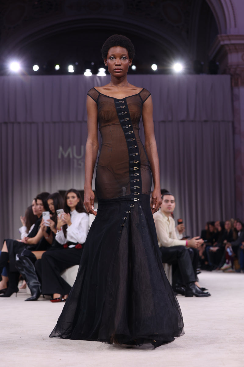 Rochie neagra din tul cu body si furou Tribut Ivy