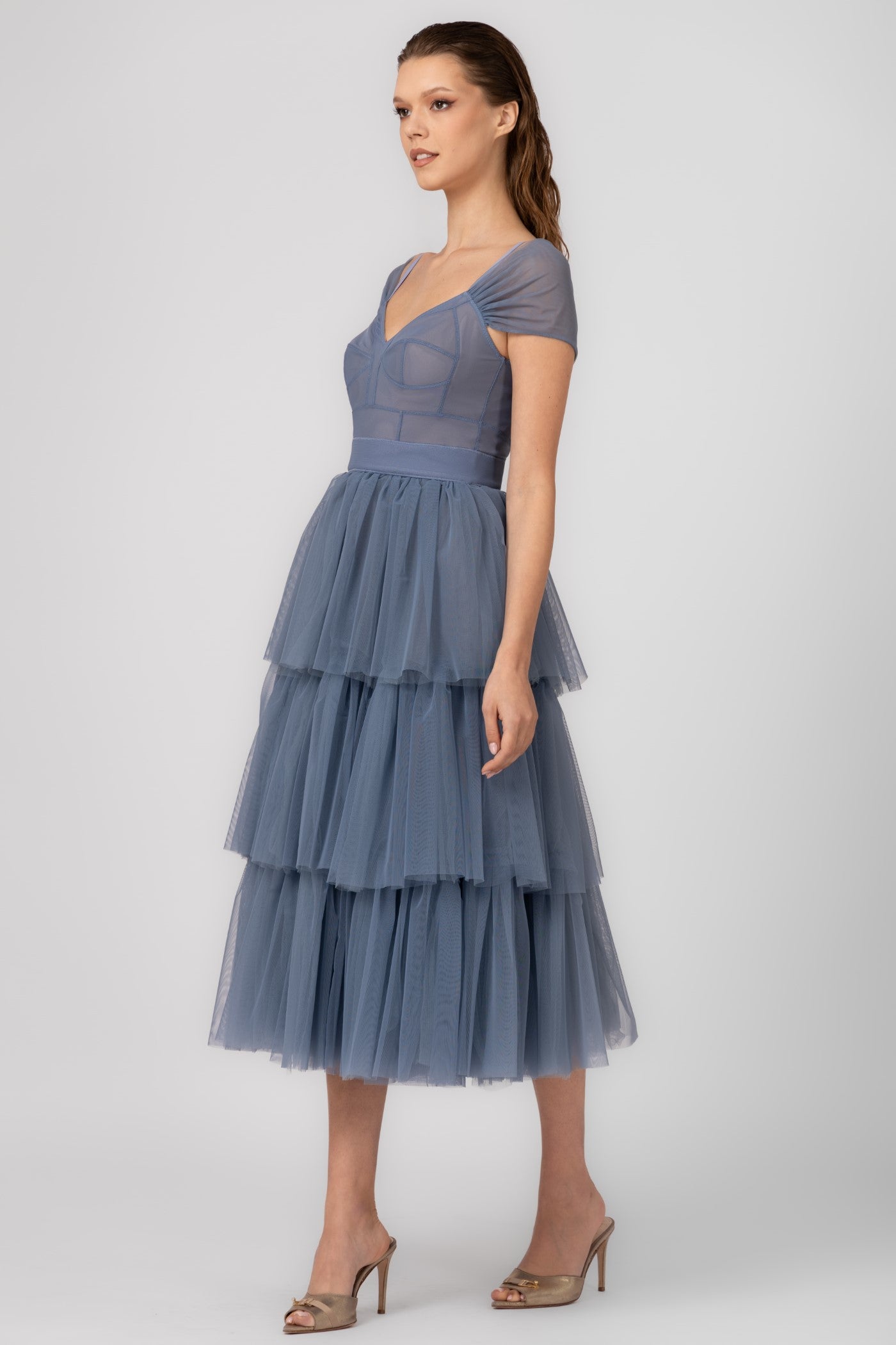 Rochie midi albastru deschis din tul Sculpt Ruffle
