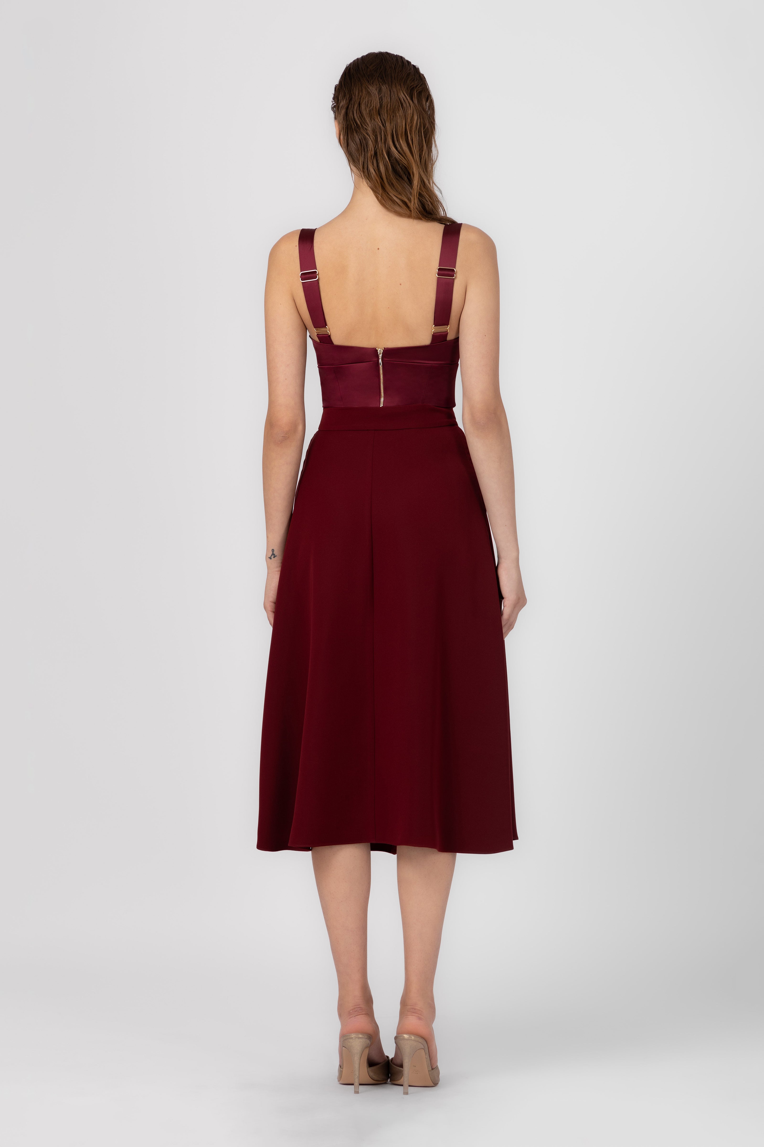 Diversion Skirt Wine