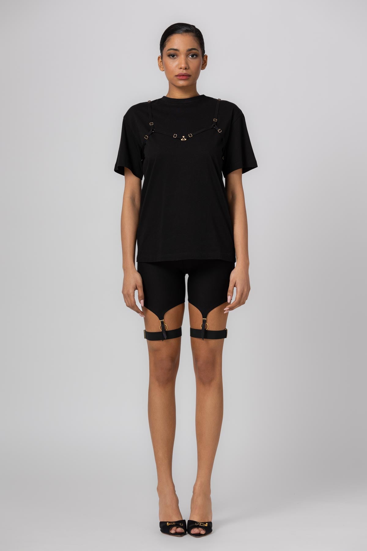 Tricou negru din bumbac organic Outline