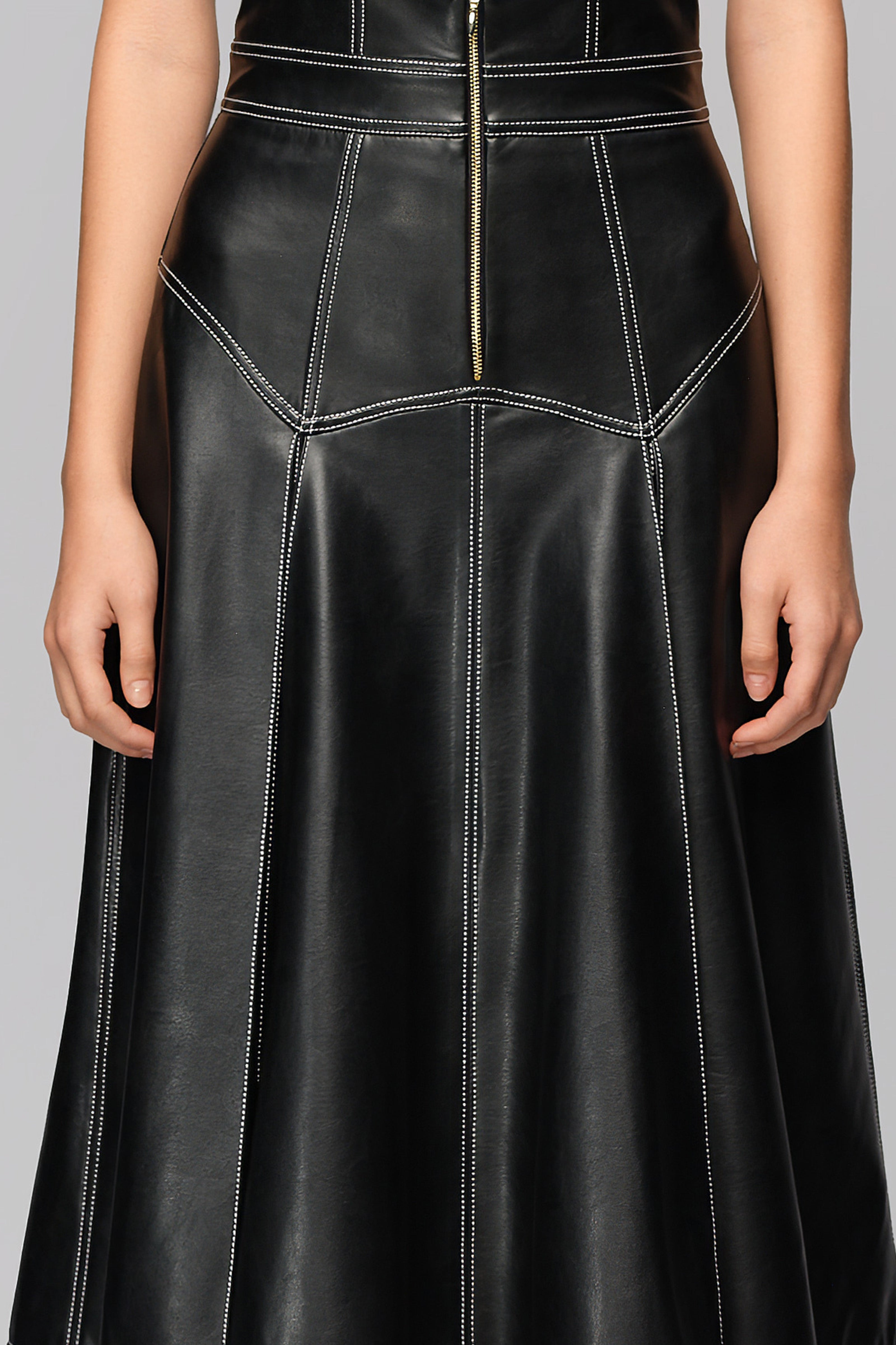 Underline Leather Skirt Black