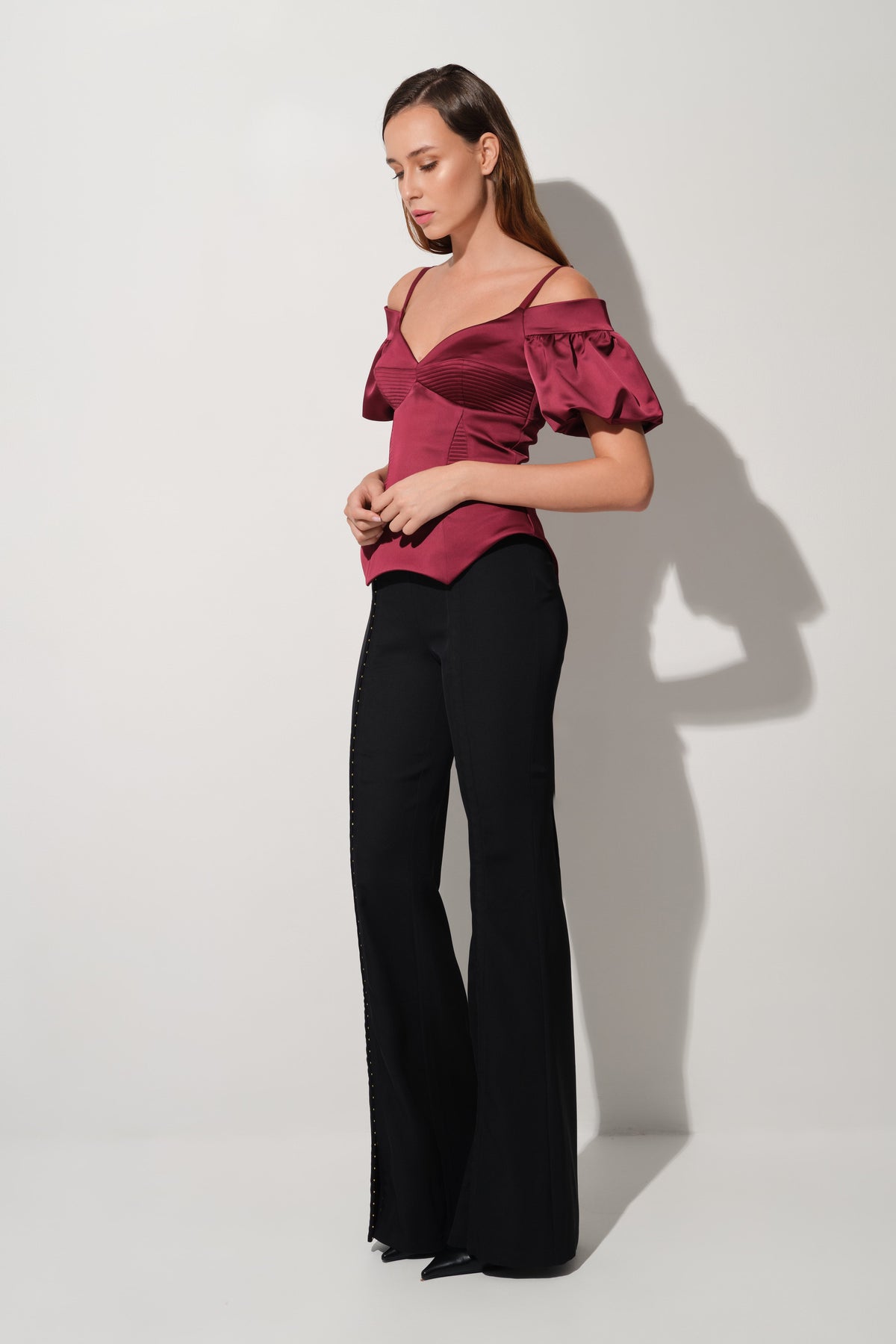 Corset rosu burgund cu maneci bufante din satin Haze